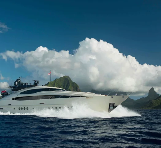 A dream voyage aboard a unique yacht© Grégoire Le Bacon